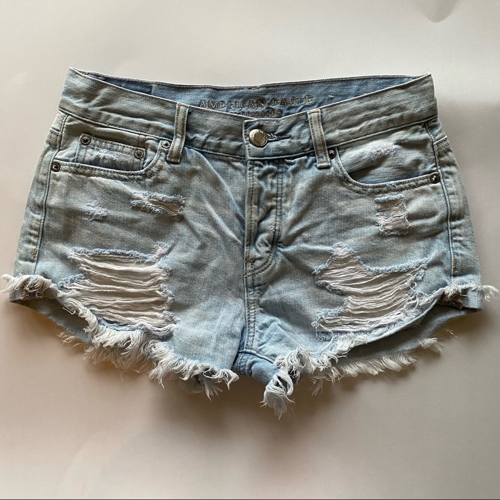 American Eagle Tomgirl Shortie Destroyed Jean Shorts